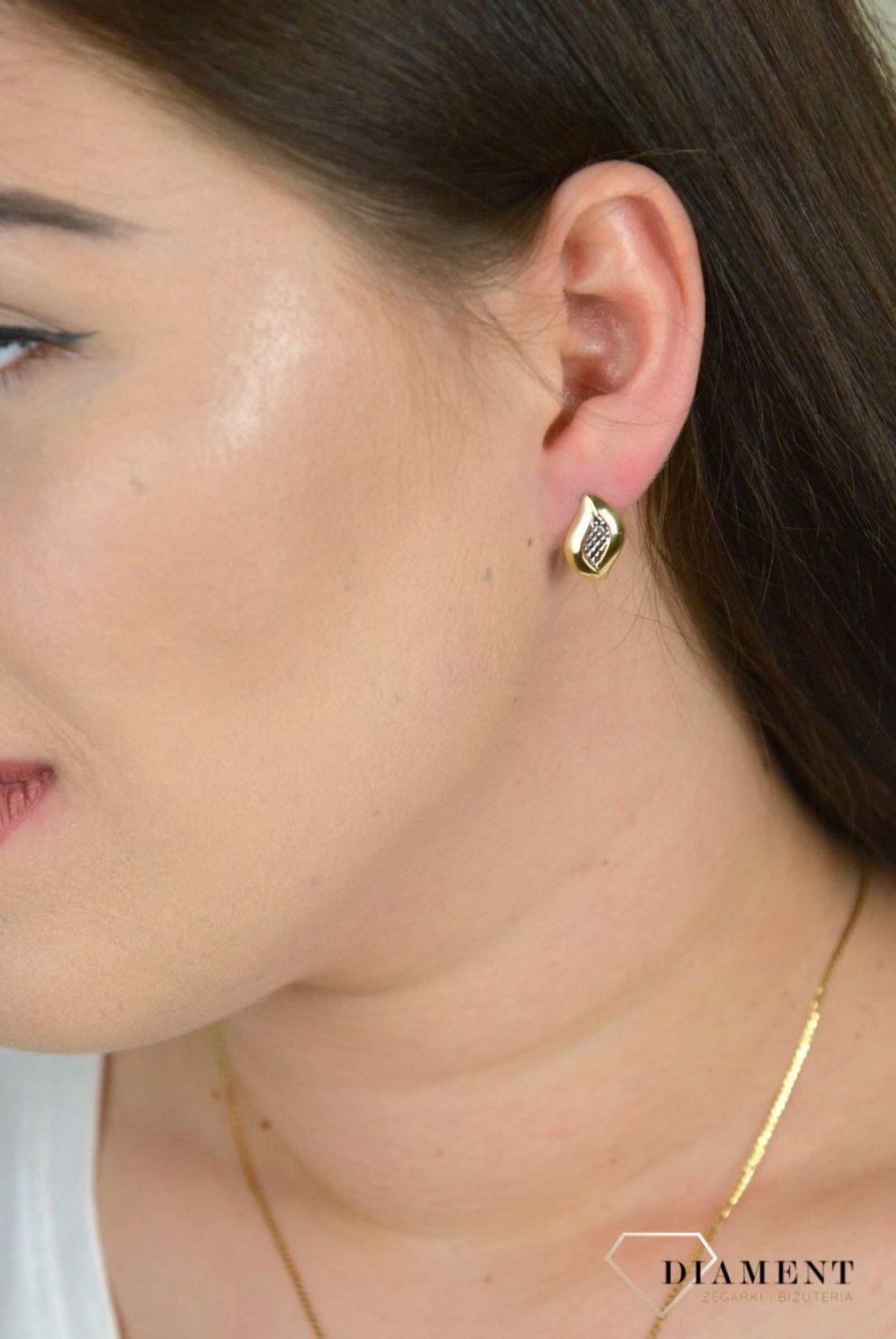 Złote kolczyki z dodatkiem grawerowanego białego złota KL 7102.jpg